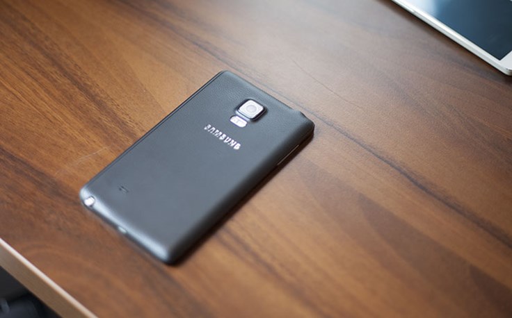 isprobali-smo-samsung-galaxy-note-edge-u-ruci-9.jpg